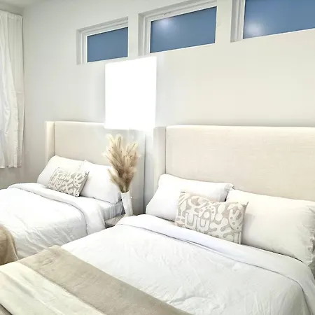 Archer House | Hot Tub Rooftop | Downtown Luxury!-2