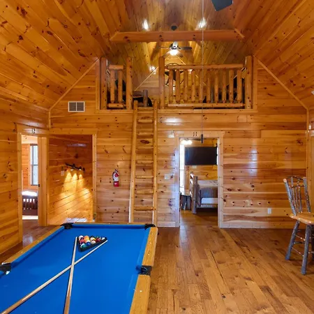 A View For All Seasons By Avantstay 12Bdr W Game Room Hot Tub Movie Theater Deck Views-2