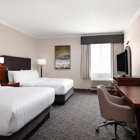 Best Western Plus Downtown Inn & Suites-2
