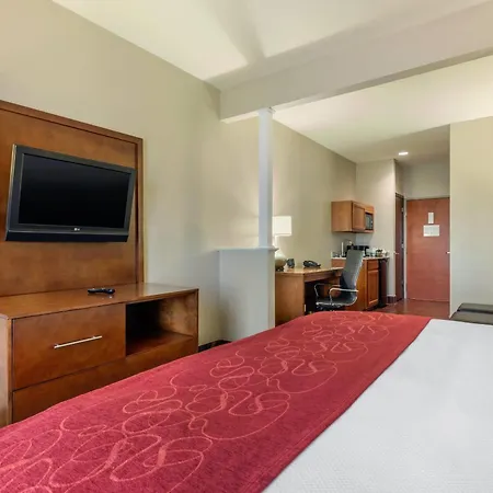 Comfort Suites Rolla-2