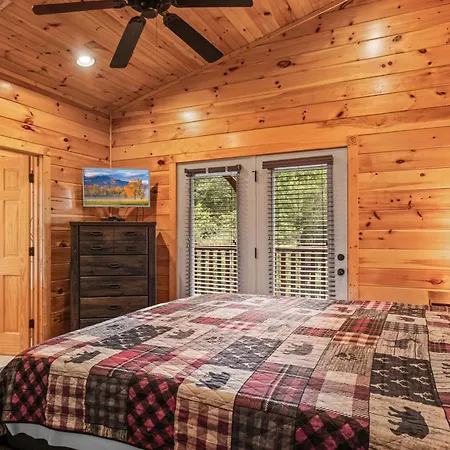 The Big Kahuna By Venture Smoky Mountains-2