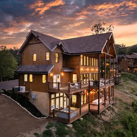 Laughing Pines - Luxury Mountain Escape With Pool-3