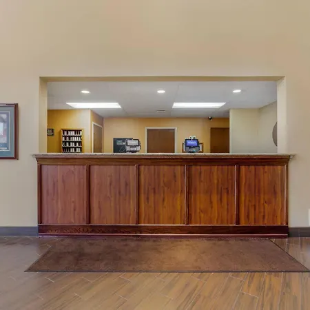Comfort Inn Bismarck-3