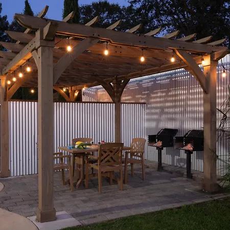 The Orchard Hotel Ukiah Wine Country Free Breakfast, Pool, & Hot Tub-3