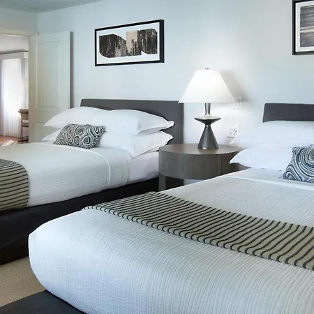 West Beach Inn, A Coast Hotel-3