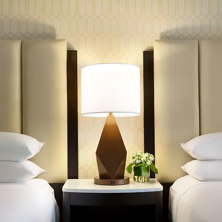 Hilton Greenville-2