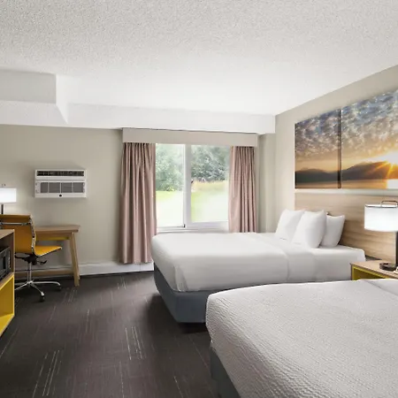 Days Inn & Suites By Wyndham Bozeman-2
