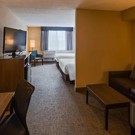 Best Western East Towne Suites-3