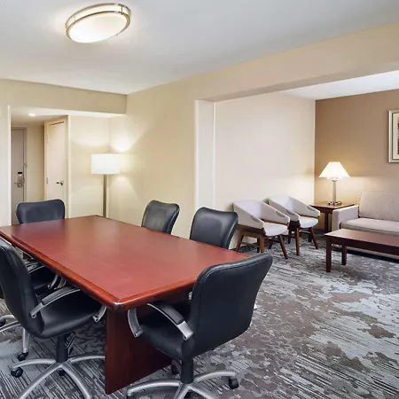Doubletree By Hilton Rocky Mount-3