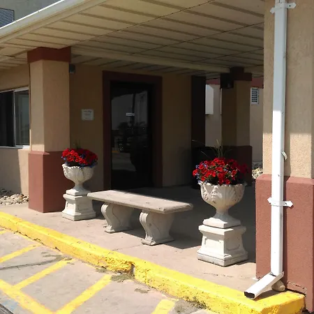 Econo Lodge Fargo - West Acres-3
