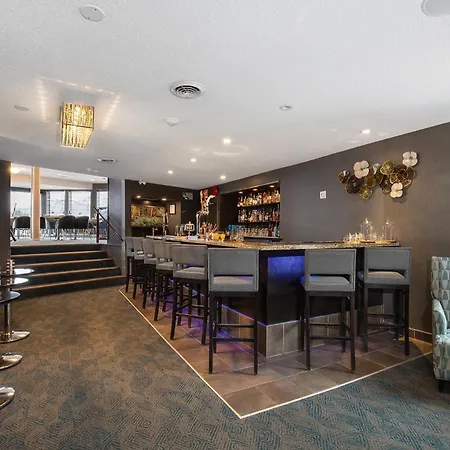 Ramada By Wyndham Kamloops-2