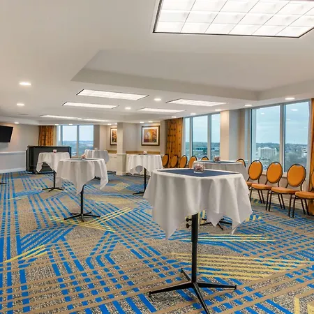 Doubletree By Hilton Jefferson City-3