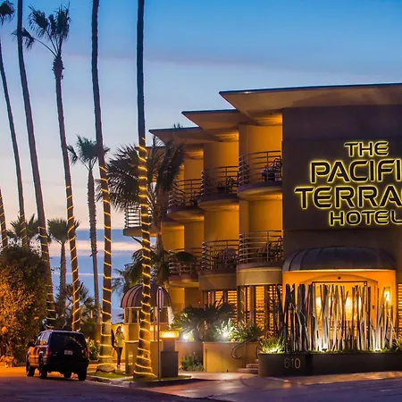 Pacific Terrace Hotel-3