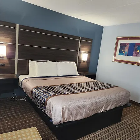 Stillwater Inn & Suites-2