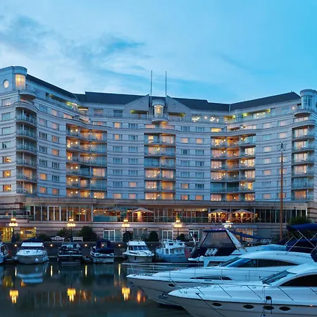 The Chelsea Harbour Hotel & Spa London-3