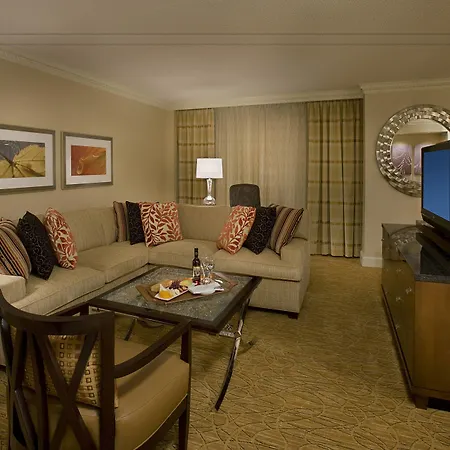 Toronto Airport Marriott Hotel-2