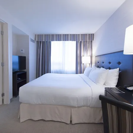 Cambridge Suites Toronto-2