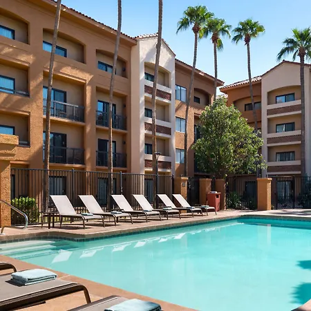 Sonesta Select Phoenix Camelback-3