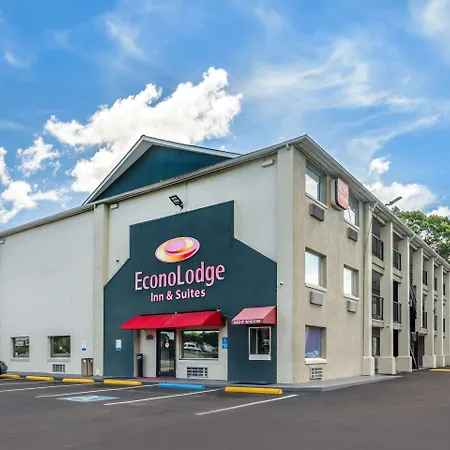 Econo Lodge Inn & Suites Virginia Beach - Norfolk-3