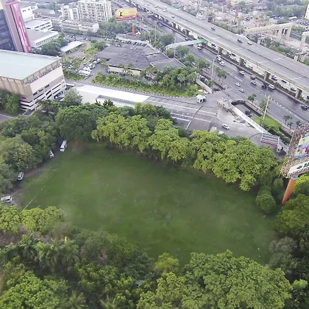 Rama Gardens Hotel Bangkok-2