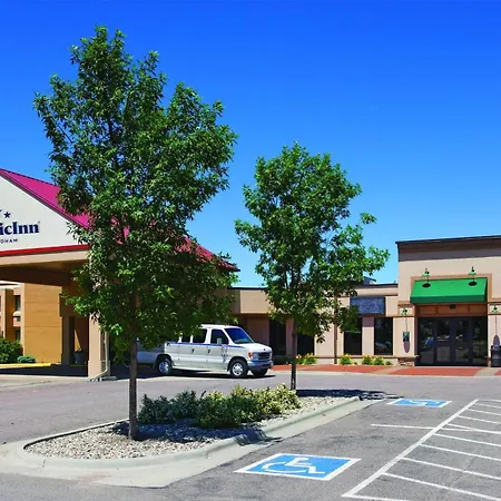 Americinn By Wyndham Watertown-2