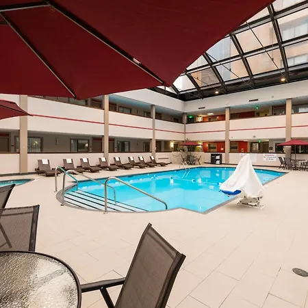 Holiday Inn Brookfield - Milwaukee By Ihg-2