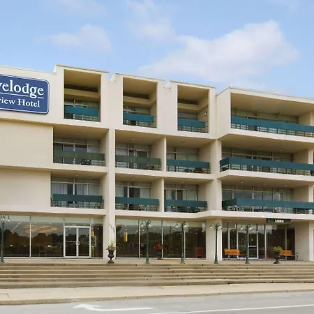 Travelodge By Wyndham Niagara Falls Fallsview-2