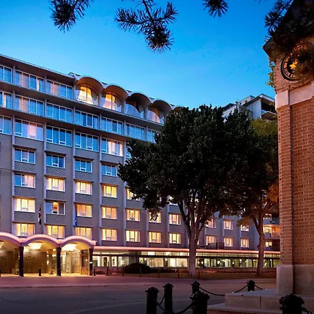 Sheraton Cavalier Saskatoon Hotel-3