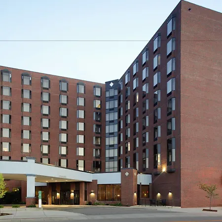 Courtyard By Marriott St. Cloud-3