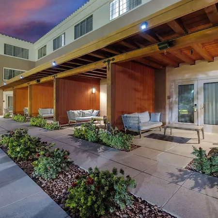 Aiden By Best Western Scottsdale North-3