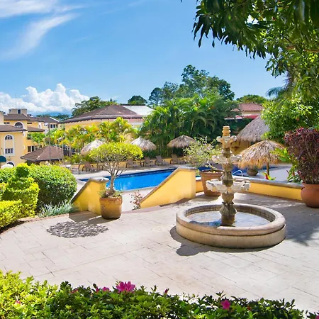 Apartotel & Suites Villas Del Rio-3