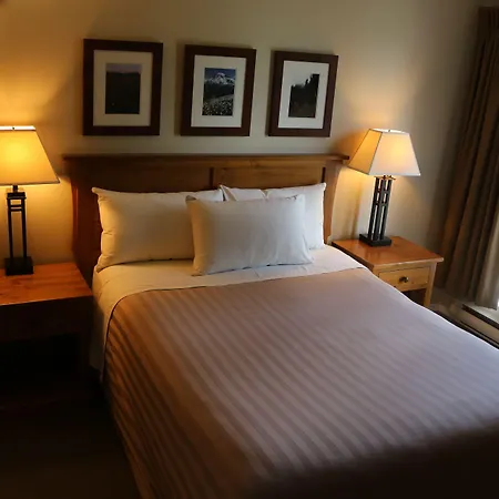 Tantalus Resort Lodge-3