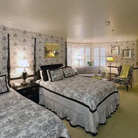 Apple Farm Inn-2