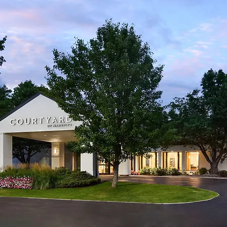 Courtyard By Marriott Fort Collins-2
