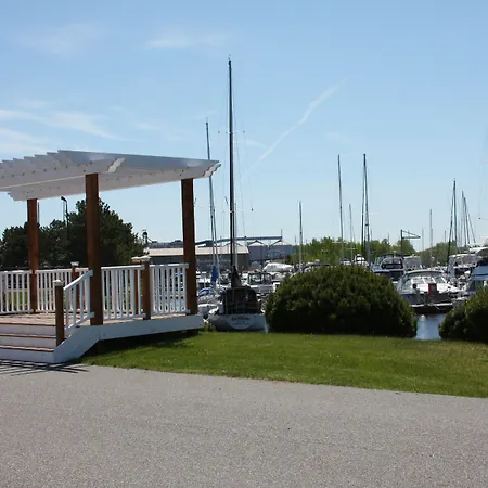 Barkers Island Inn Resort & Conference Center-2