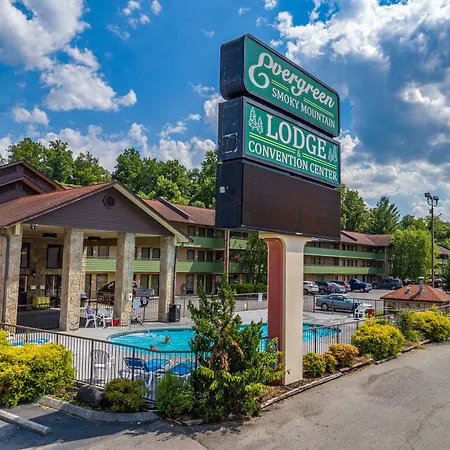 Days Inn By Wyndham Pigeon Forge South-2