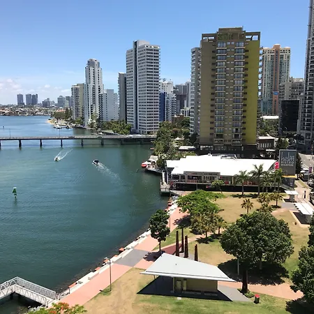 Moorings On Cavill Surfers Paradise-3