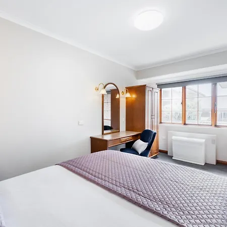 Adelaide Inn-2