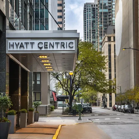 Hyatt Centric Chicago Magnificent Mile-3