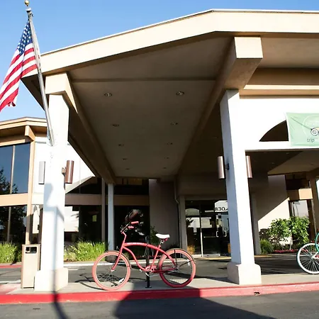 Red Lion Hotel Redding-2