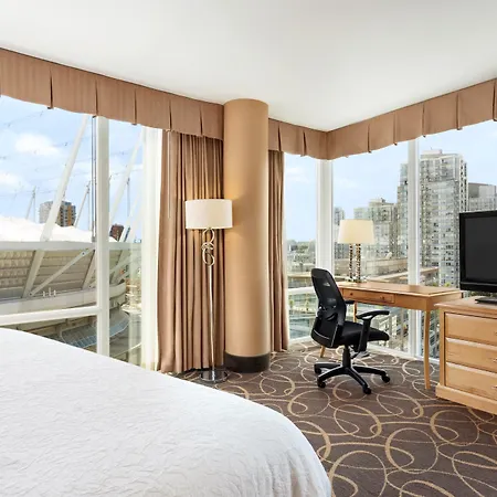 Hampton Inn & Suites, By Hilton - Vancouver Downtown-3