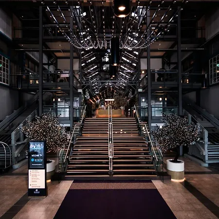 Ovolo Sydney Woolloomooloo, A Wyndham Hotel-3