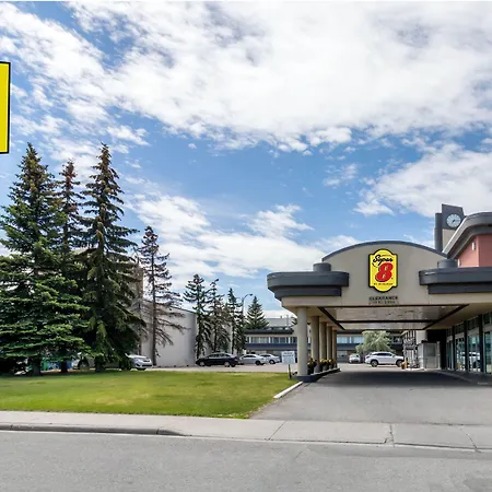 Super 8 By Wyndham Macleod Trail Calgary-2