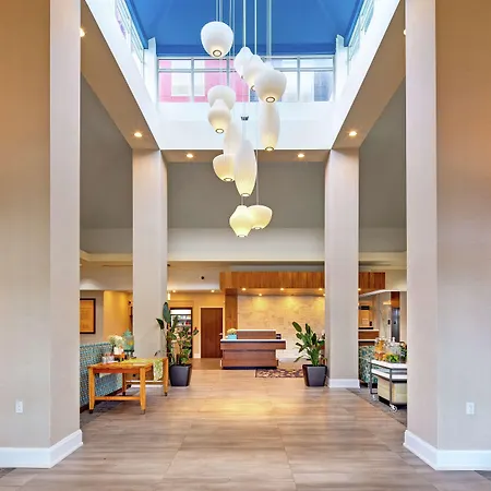 Hilton Garden Inn Toronto-Oakville-3