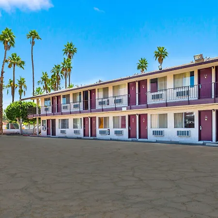 Knights Inn Yuma-3