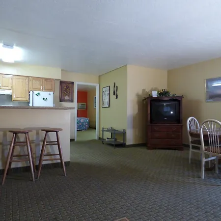 Coronada Inn & Suites-2