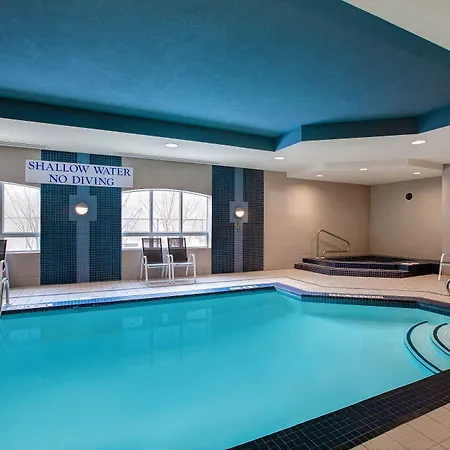 Days Inn & Suites By Wyndham Collingwood-2