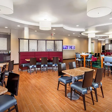 Springhill Suites By Marriott Modesto-3