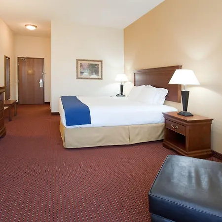 Holiday Inn Express Airport East By Ihg-3