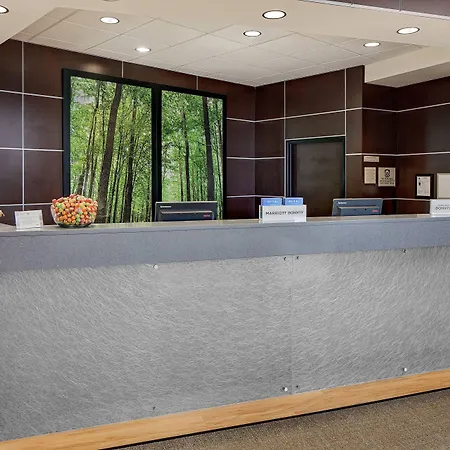 Springhill Suites By Marriott Green Bay-3